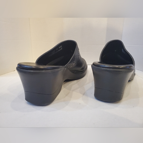 Clark Vintage Wonen's Black Slip-On Shoes Sz 9 - Picture 6 of 13